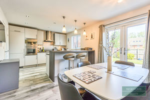 Photo 25- click for photo gallery